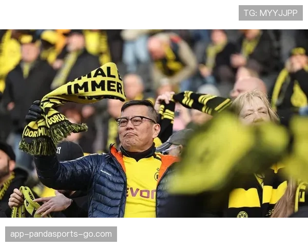 年轻阵容之下：多特蒙德为何反复出现比赛崩盘？