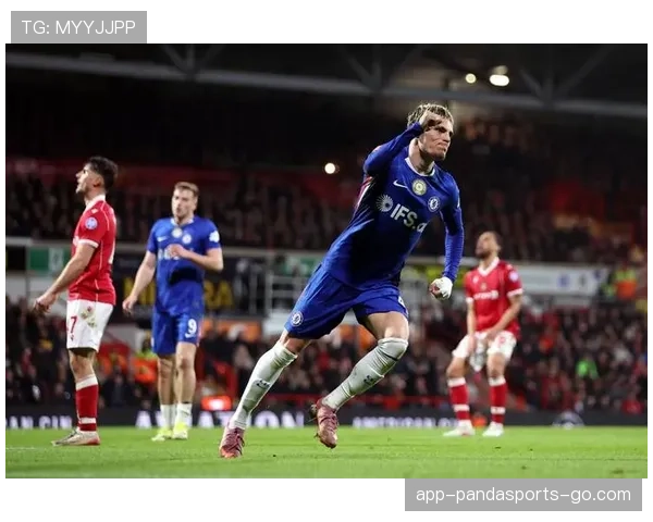 切尔西年轻阵容表现波动：长期发展目标与短期稳定性面临考验